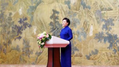 Photo of លោកស្រី Peng Liyuan រួមជាមួយភរិយារបស់មេដឹកនាំនៃប្រទេសអាហ្រ្វិកចូលរួមសន្និសីទស្តីពីការអប់រំស្ត្រីចិន-អាហ្វ្រិក