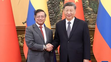 Photo of លោក Xi Jinping ប្រធានរដ្ឋចិនជួបសន្ទនាជាមួយលោក Gustavo Petro ប្រធានាធិបតីកូឡុំប៊ី