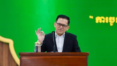 Photo of លោក ប៉ែន បូណា៖ ដើម្បីបណ្តុះបានមនុស្សពូកែ ទាល់តែគ្រូខ្លាំង