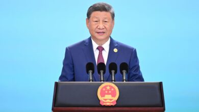 Photo of ថ្នាក់ដឹកនាំបក្សនិងរដ្ឋចិនដូចជាលោក Xi Jinping ជាដើមអញ្ជើញចូលរួមពិធីដាក់កម្រងផ្ការំលឹកវិញ្ញាណក្ខន្ធវីរជនប្រជាជនចិនក្នុងទិវារំលឹកវិញ្ញាណក្ខន្ធវីរជនពលីជីវិត