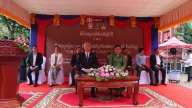 Photo of ពិព័រណ៍មិនអចិន្ត្រៃយ៍ «ចំណងប្រវត្តិសាស្ត្រកម្ពុជា-ចិនបើកឱ្យសាធារណជនចូលទស្សនាដោយសេរី