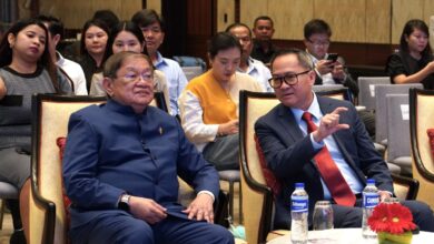 Photo of លោក ពុយ គា មើលឃើញទូរសព្ទជំនាន់ថ្មីHuawei Mate X7ផ្ដល់ប្រយោជន៍ច្រើនតែស្នើឱ្យប្រើប្រាស់ក្នុងផ្លូវវិជ្ជមាន