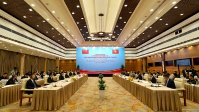 Photo of លោក Wang Yi ផ្តល់បទសម្ភាសន៍ជាមួយប្រព័ន្ធសារព័ត៌មានចិនបន្ទាប់ពីបញ្ចប់កិច្ចប្រជុំថ្នាក់រដ្ឋមន្ត្រីលើកដំបូងនៃយន្តការសន្ទនាជាយុទ្ធសាស្ត្រ”៣+៣”ស្តីពីការទូត ការពារជាតិនិងសន្តិសុខសាធារណៈរវាងចិននិងវៀតណាម