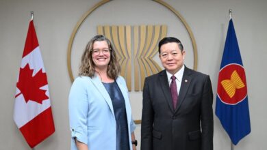 Photo of ឯកឧត្តមបណ្ឌិត កៅ គឹមហួន អគ្គលេខាធិការអាស៊ានបានទទួលជួបពិភាក្សាការងារជាមួយលោកជំទាវ Ambra Dickie ឯកអគ្គរាជទូតកាណាដាប្រចាំអាស៊ាន