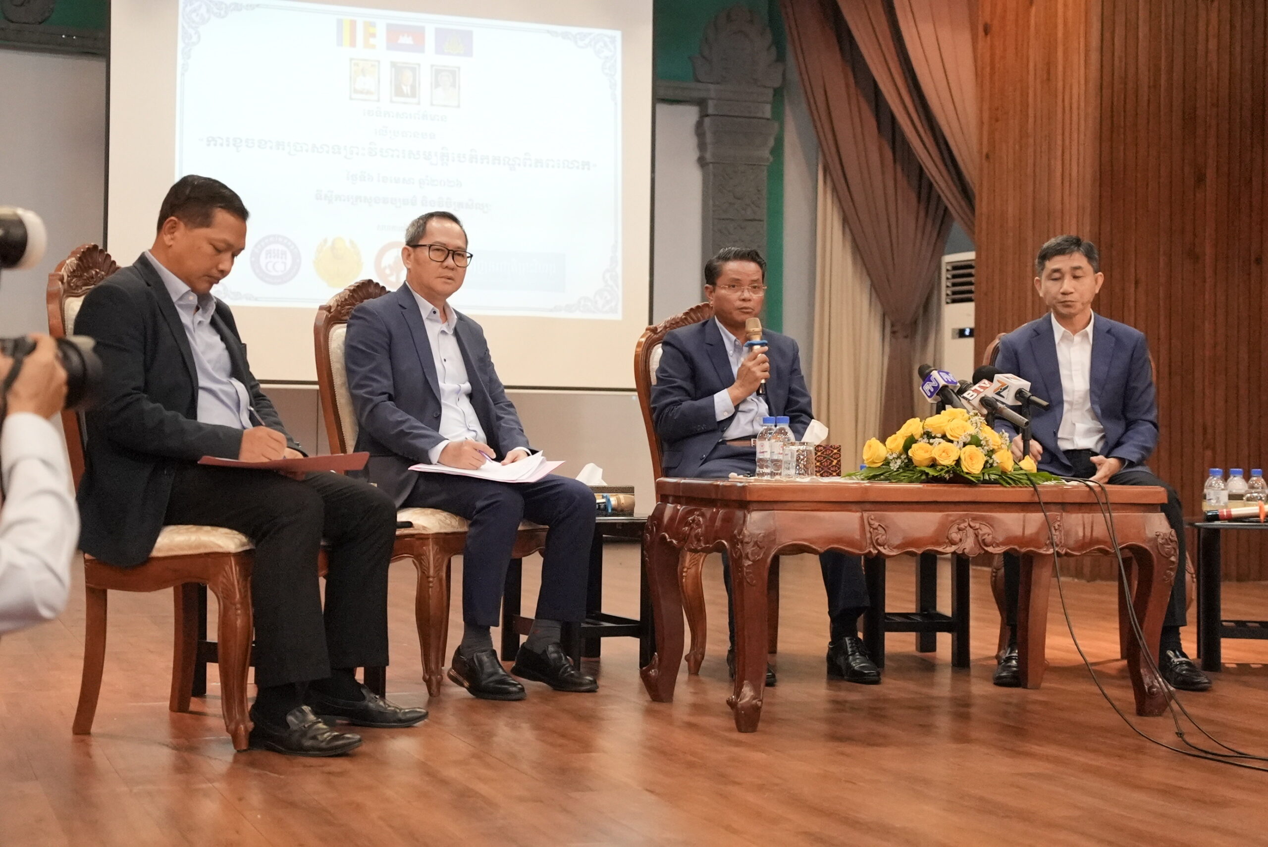 Photo of វេទិកាសារព័ត៌មានលើប្រធានបទ «ការខូចខាតប្រាសាទព្រះវិហារ សម្បត្តិបេតិកភណ្ឌពិភពលោក» ត្រូវបានរៀបចំឡើងនៅភ្នំពេញ