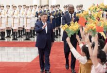 Photo of លោក Xi Jinping ប្រធានរដ្ឋចិនជួបពិភាក្សាការងារជាមួយលោក Chapoប្រធានាធិបតីMozambique