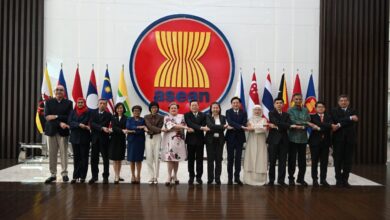 Photo of ឯកឧត្តមបណ្ឌិត កៅ គឹមហួន អគ្គលេខាធិការអាស៊ានបានទទួលស្វាគមន៍លោកជំទាវ Ma. Theresa P. Lazaro រដ្ឋមន្ត្រីការបរទេសនៃសាធារណរដ្ឋហ្វីលីពីន