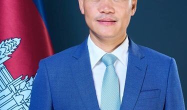 Photo of កសាងស្ពានមិត្តភាព រួមគ្នាសរសេរជំពូកថ្មីនៃកិច្ចសហប្រតិបត្តិការ – លោក ​ហេង ​ពៅ អគ្គកុងស៊ុលកម្ពុជាប្រចាំទីក្រុងស៊ីអានប្រទេសចិន៖ ពង្រឹងកិច្ចសហប្រតិបត្តិការកម្រិតមូលដ្ឋានរវាង ប្រទេស​​​​​​កម្ពុជា និងប្រទេសចិន តាមរយៈការអនុវត្តការទូត